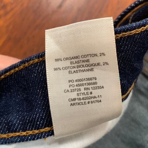 Aritzia Denim Forum The Yoko High Rise Slim Jeans Size 25 26L Dark Wash - Picture 10 of 12